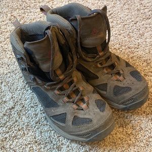 Vasque Gortex Hiking Boots 10.5 Wide